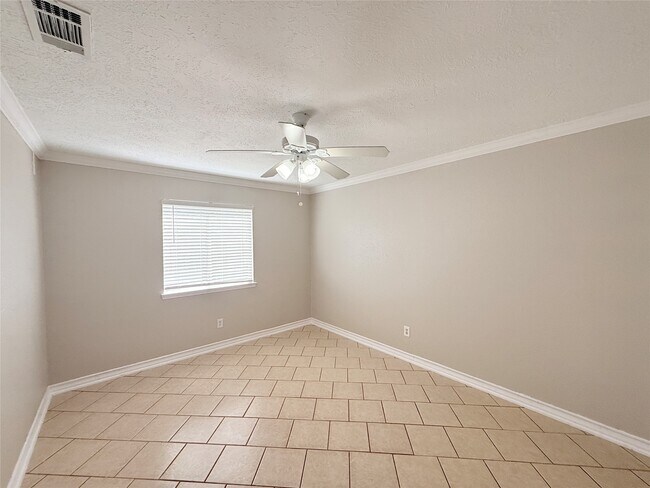 Building Photo - 16103 Camino Del Sol Dr