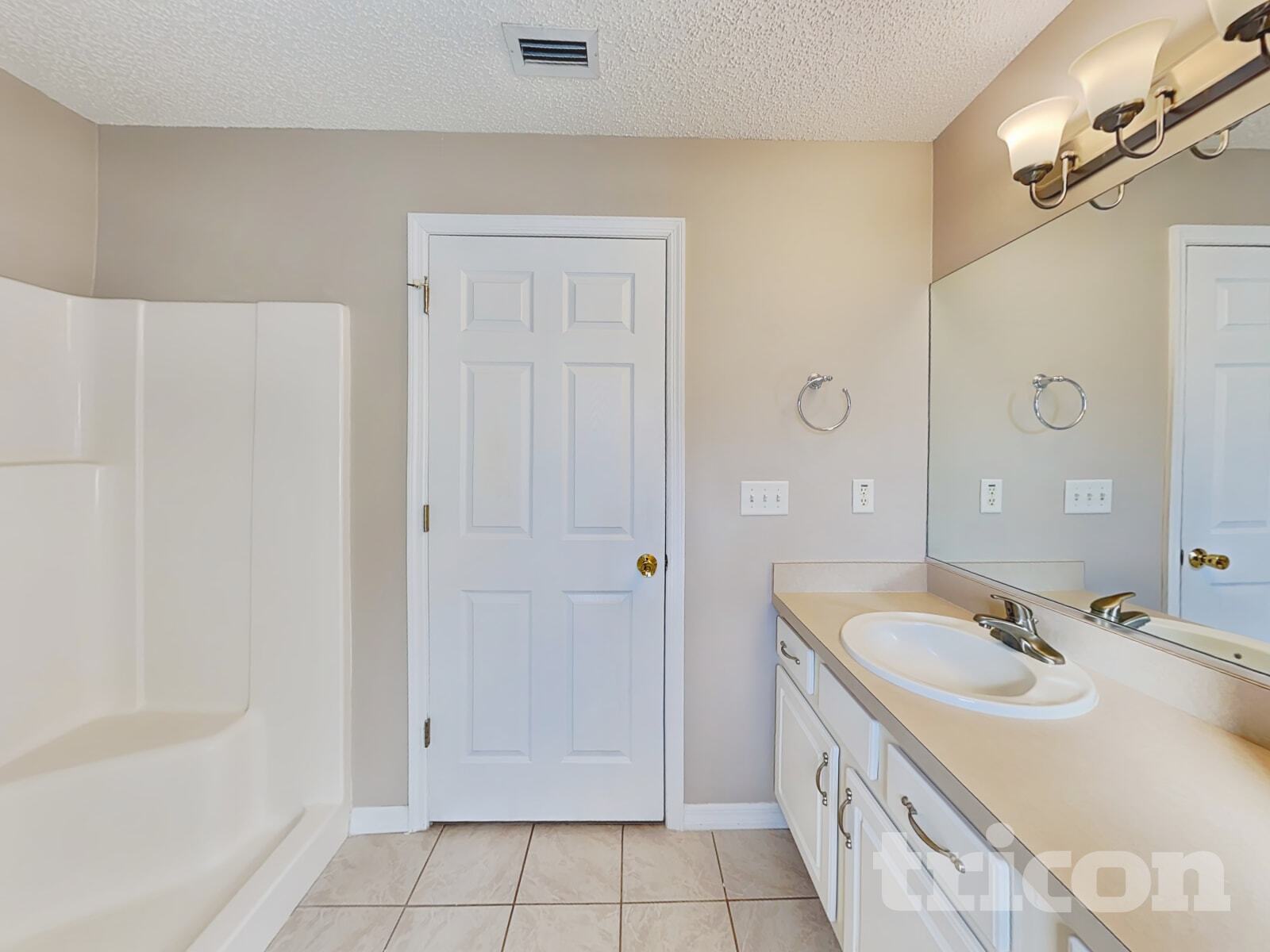 Building Photo - 95 Putter Dr