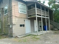 Building Photo - 808 S Central Ave