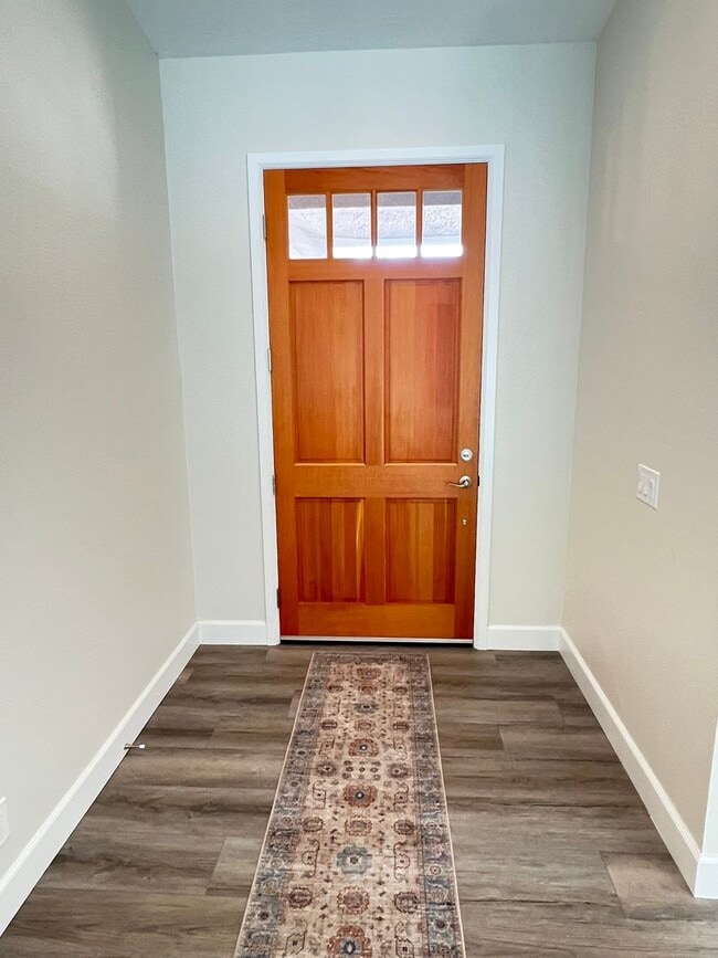 Building Photo - Remodeled North Tustin 4 Bed 3 Bath Ranch Home with Solar!