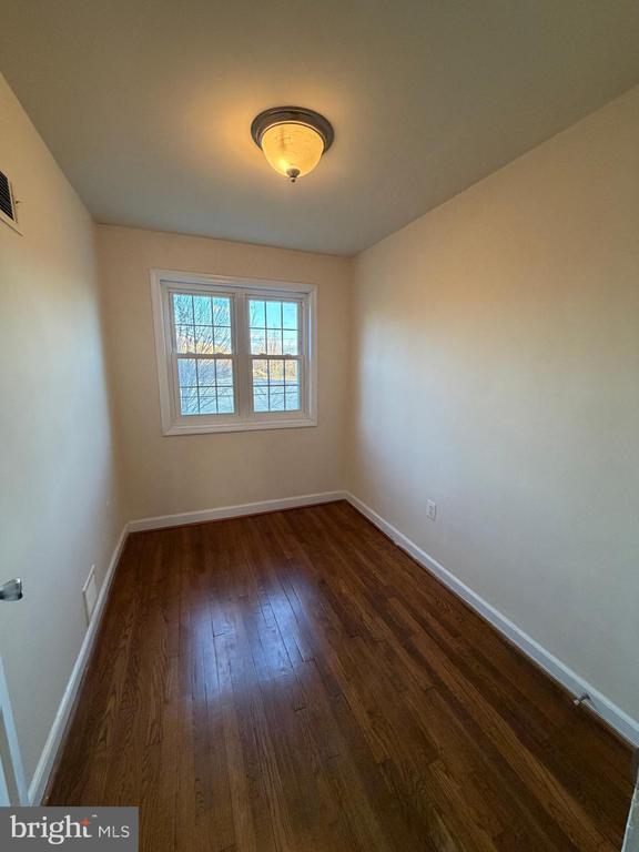 Building Photo - 3765 Mark Dr