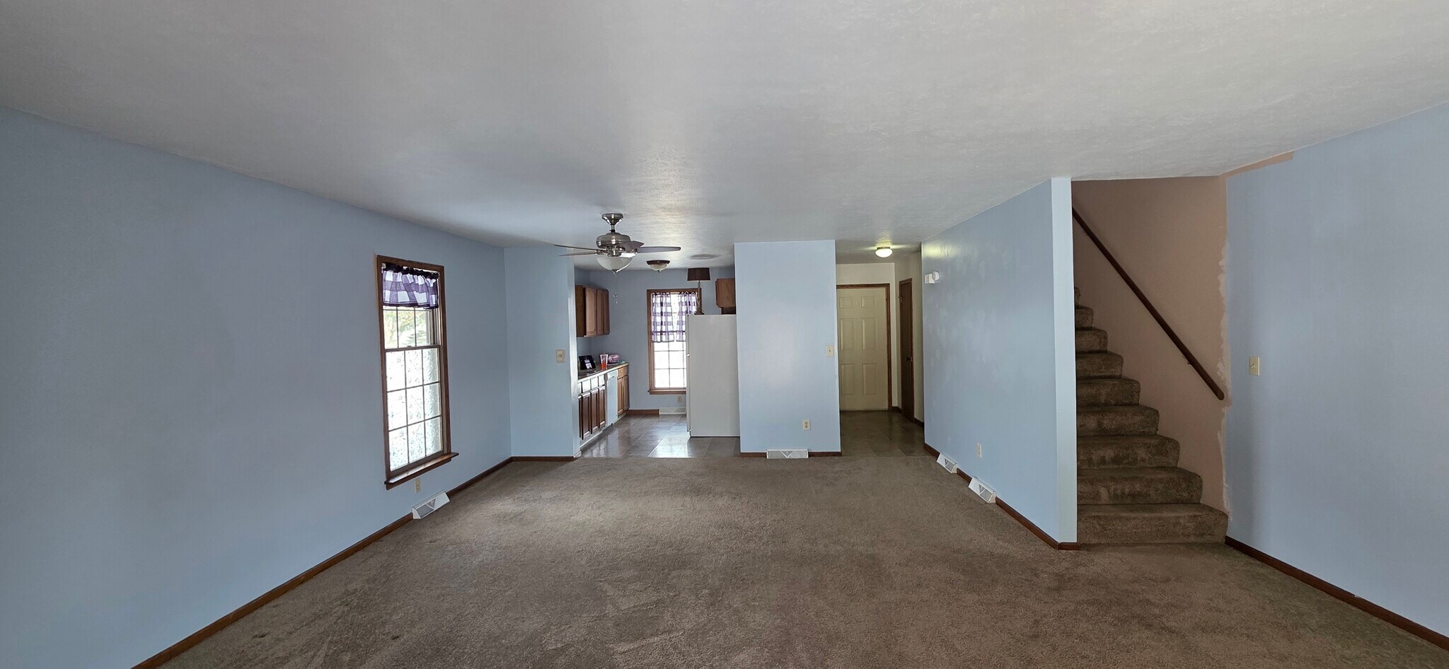 Building Photo - 5635 London Dr