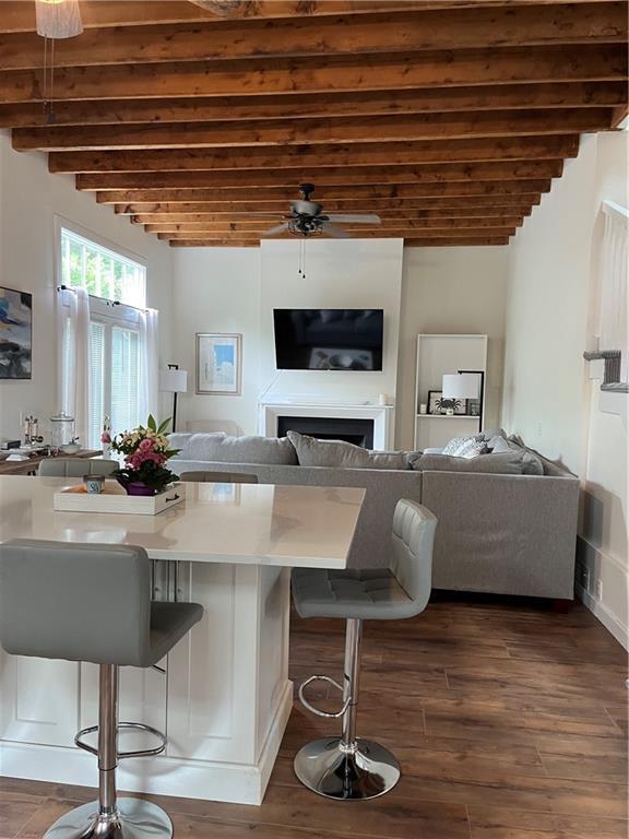 Building Photo - 45 Ayrault St