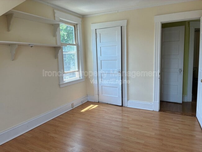 Building Photo - 51 Nesbit Ave