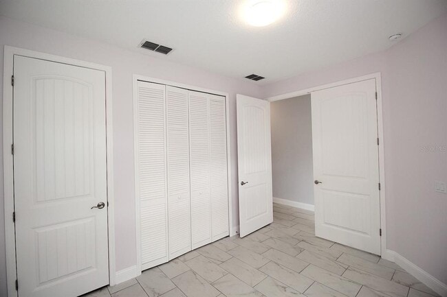 Building Photo - 23 Empress Ln