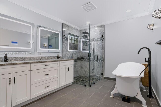 Building Photo - 4927 Lombard Pass Dr