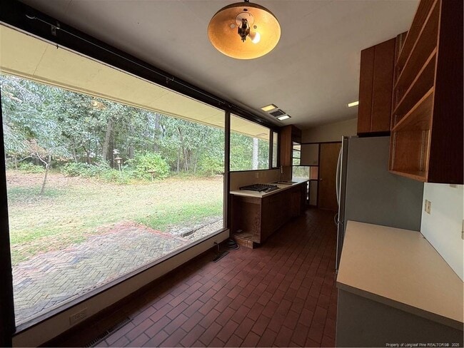 Building Photo - 2001 Galax Dr