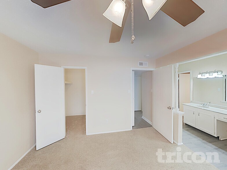 Building Photo - 17503 Nordway Dr