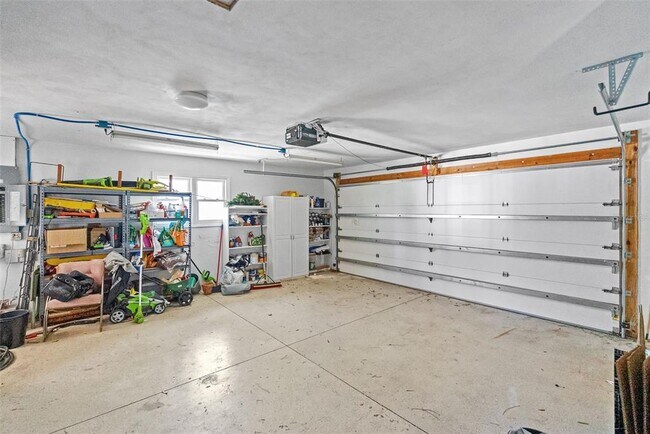 Building Photo - 1191 87th Ave N