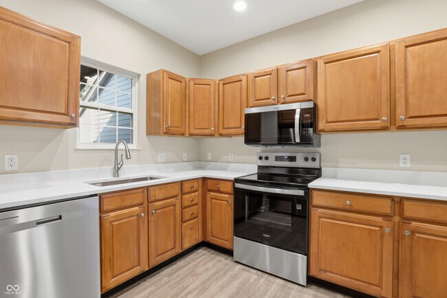 Building Photo - 9201 Wadsworth Ct