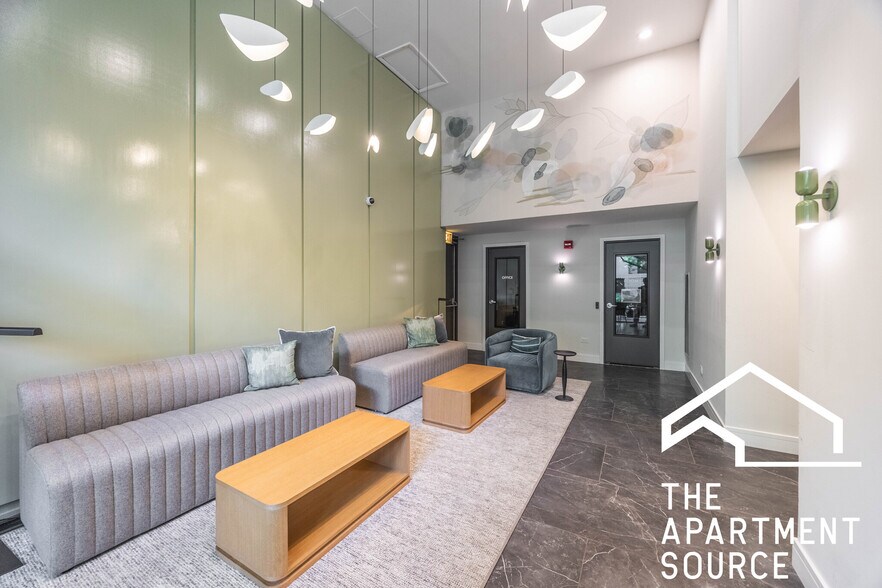 Building Photo - 1300 N Dearborn St