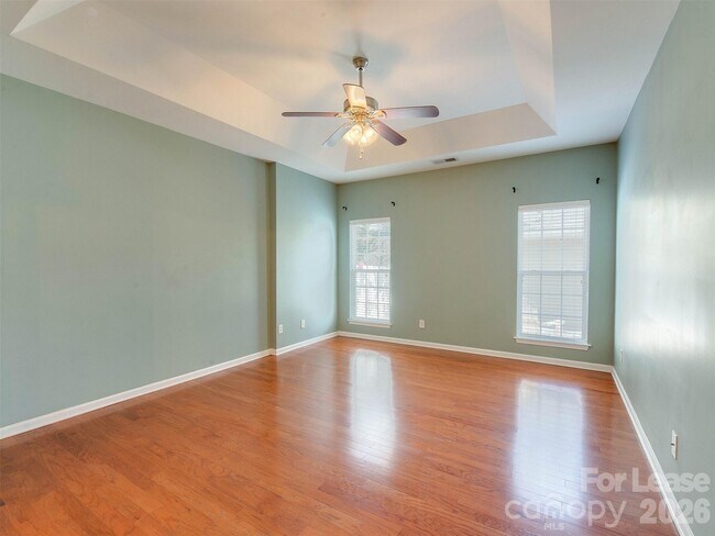 Building Photo - 8164 Bridgegate Dr