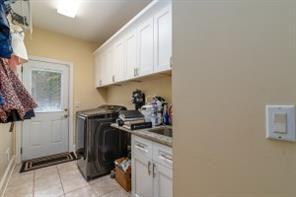 Building Photo - 675 Falls Lake Dr
