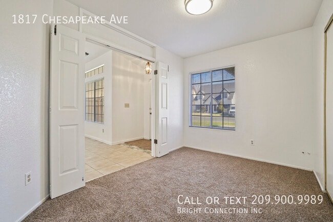 Building Photo - 1817 Chesapeake Ave