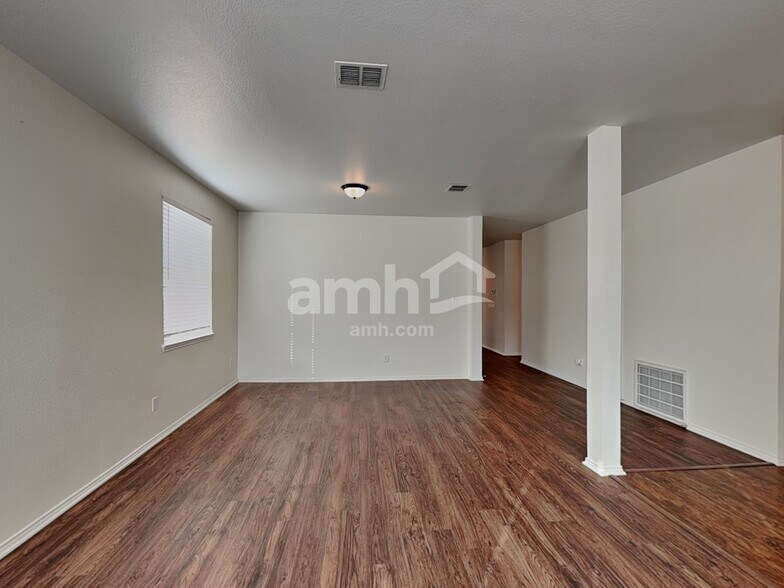 Building Photo - 1509 Marble Cove Ln