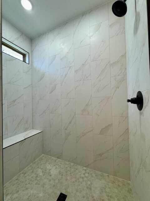 Building Photo - 12 Beneraird Ln