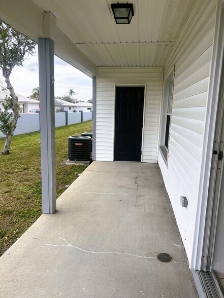 Building Photo - 10770 US Hwy 19 N