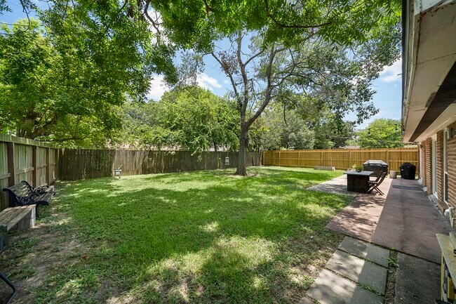 Building Photo - 4306 Warm Springs Rd