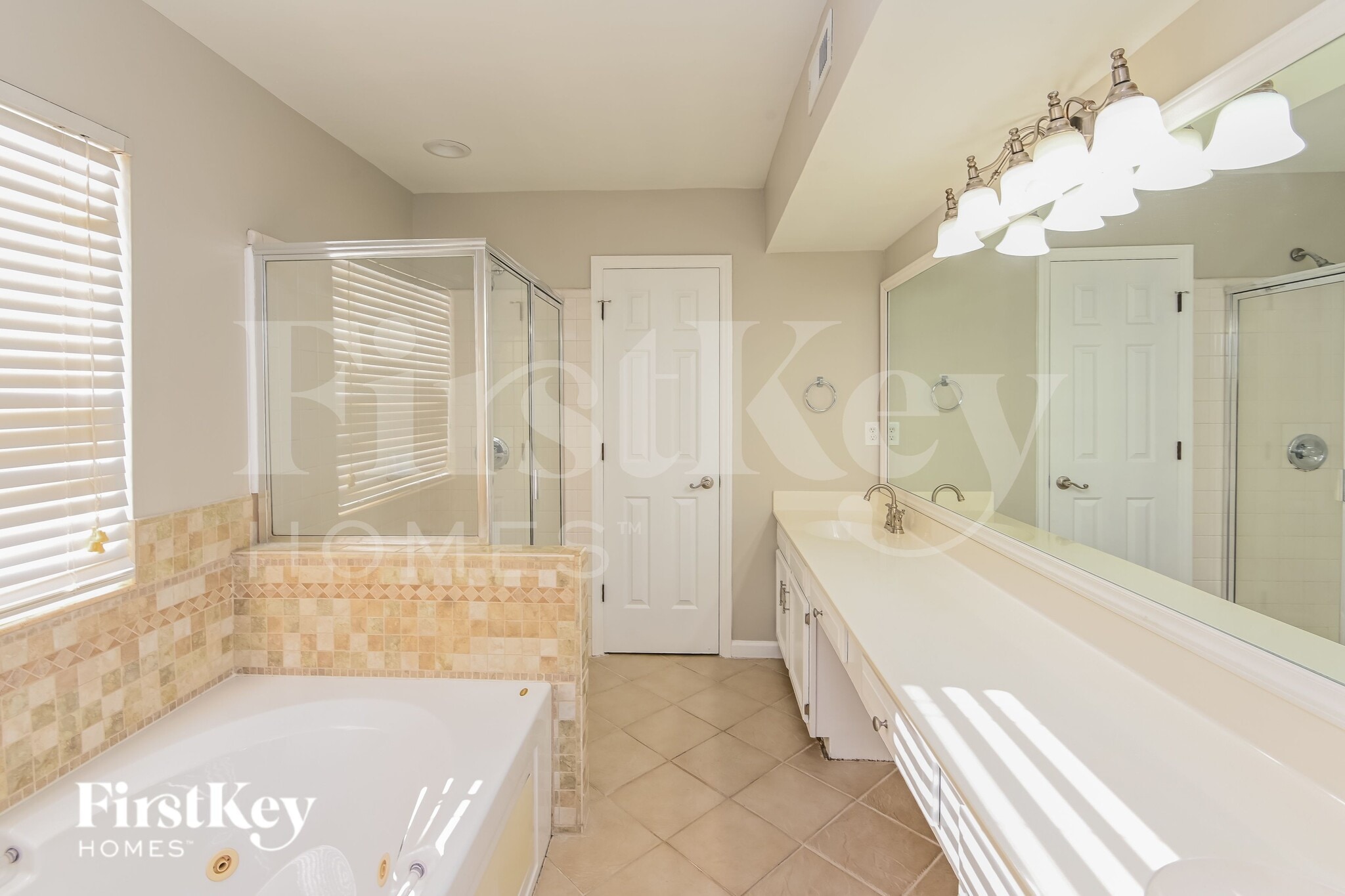 Building Photo - 10706 Trumble Ln