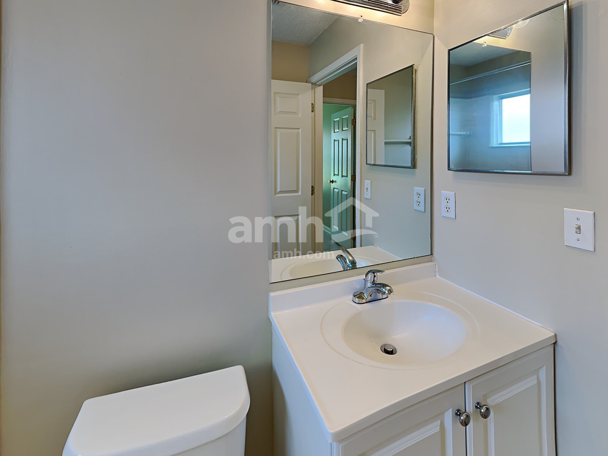 Building Photo - 3154 Fox Squirrel Dr
