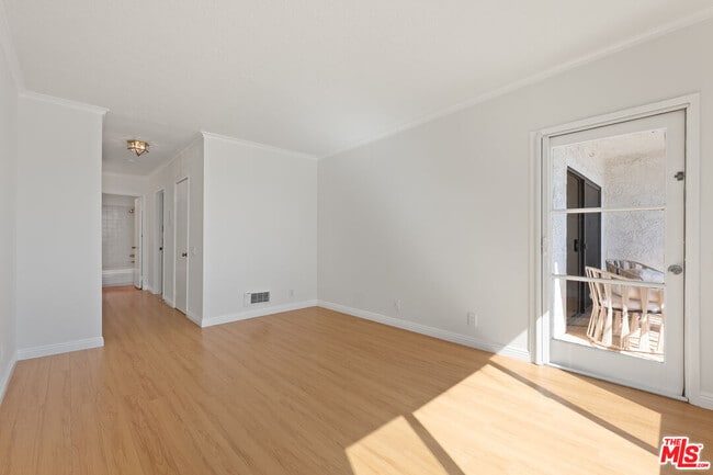 Building Photo - 26664 Seagull Way