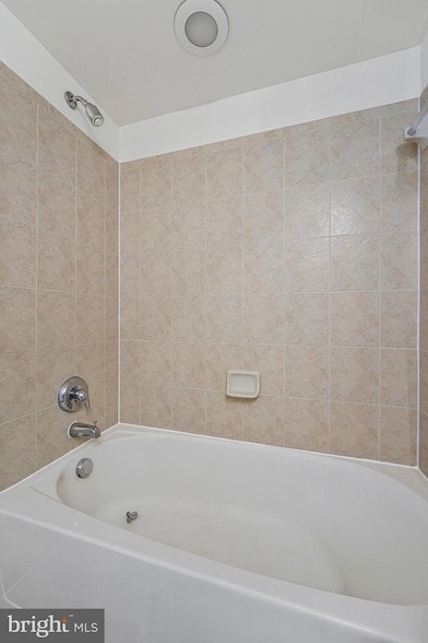 Building Photo - 7720 Spoleto Ln