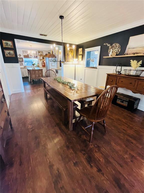 Building Photo - 16084 Stur St