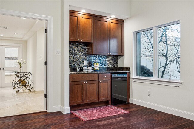 Building Photo - 3224 Alabama Ct