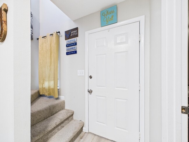 Building Photo - 309 Olympia Ct