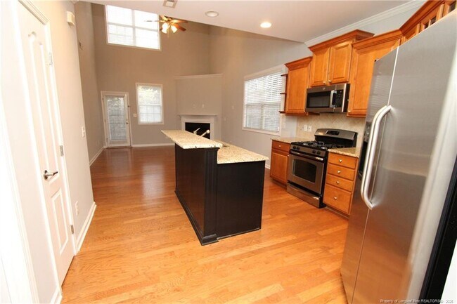 Building Photo - 8367 Primanti Blvd