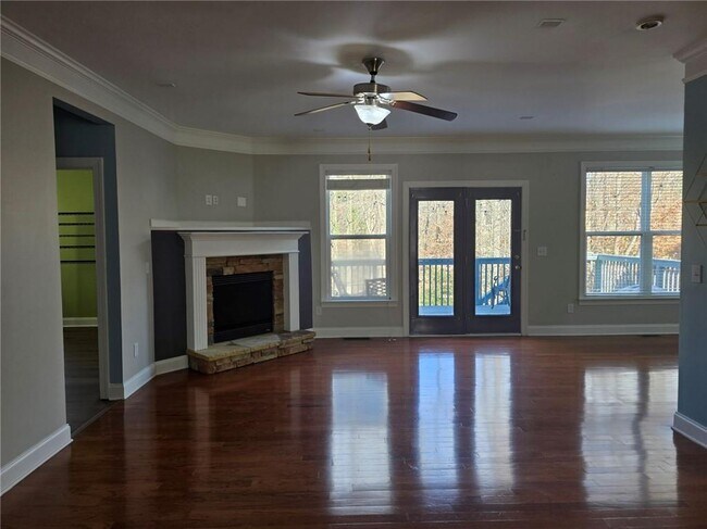 Building Photo - 3845 Dalwood Dr