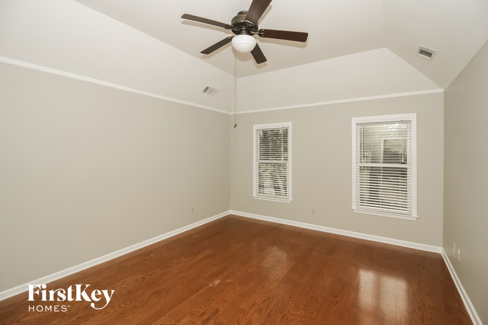 Building Photo - 980 Yorktown Rd