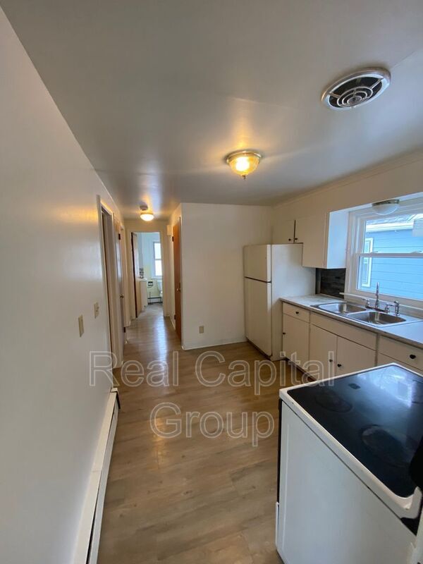 Building Photo - 180 Euclid Ave