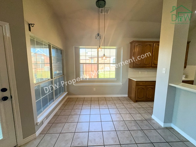 Building Photo - Charming 4-Bedroom Home for Lease in DeSoto