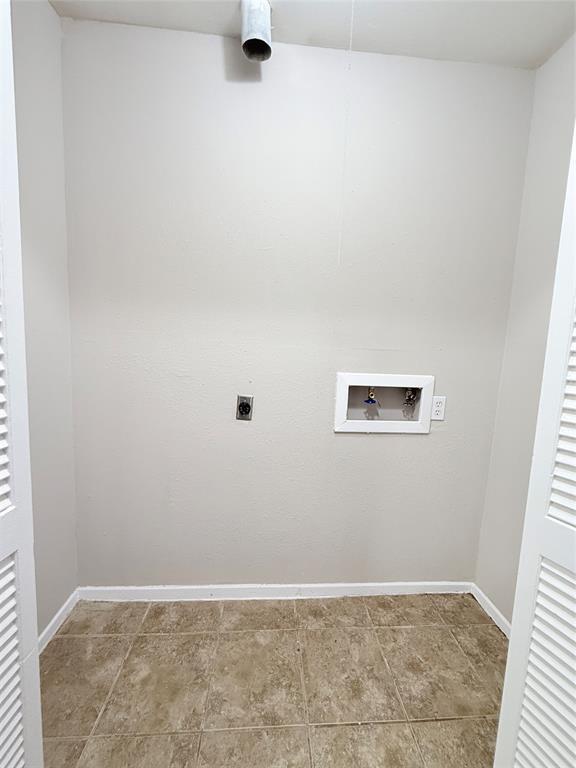 Building Photo - 6624 Westwick Dr