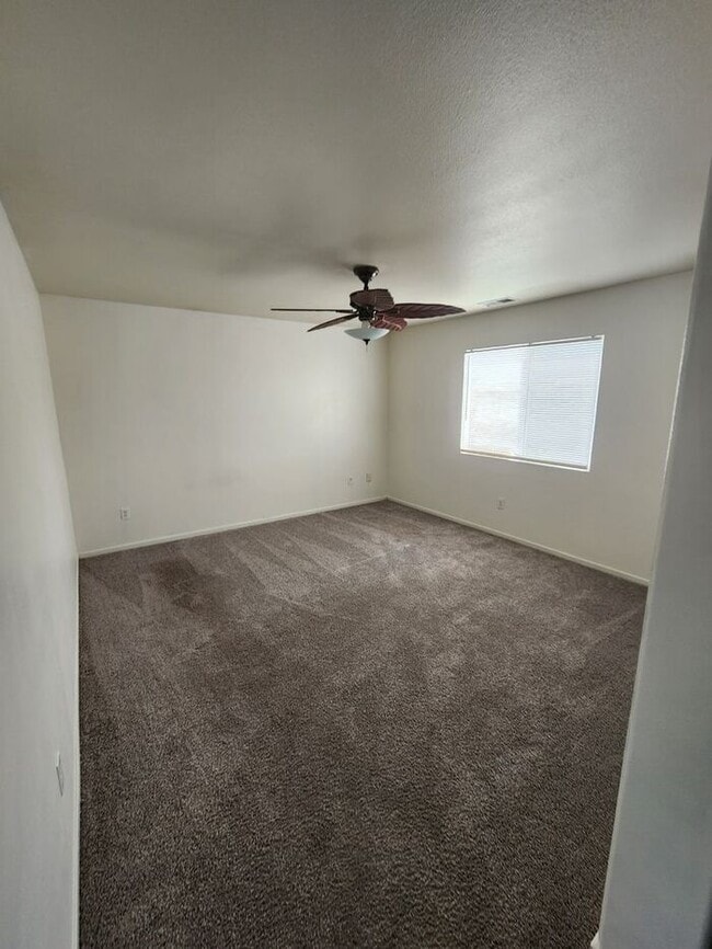 Building Photo - Cul-de-sac home in North Valleys!