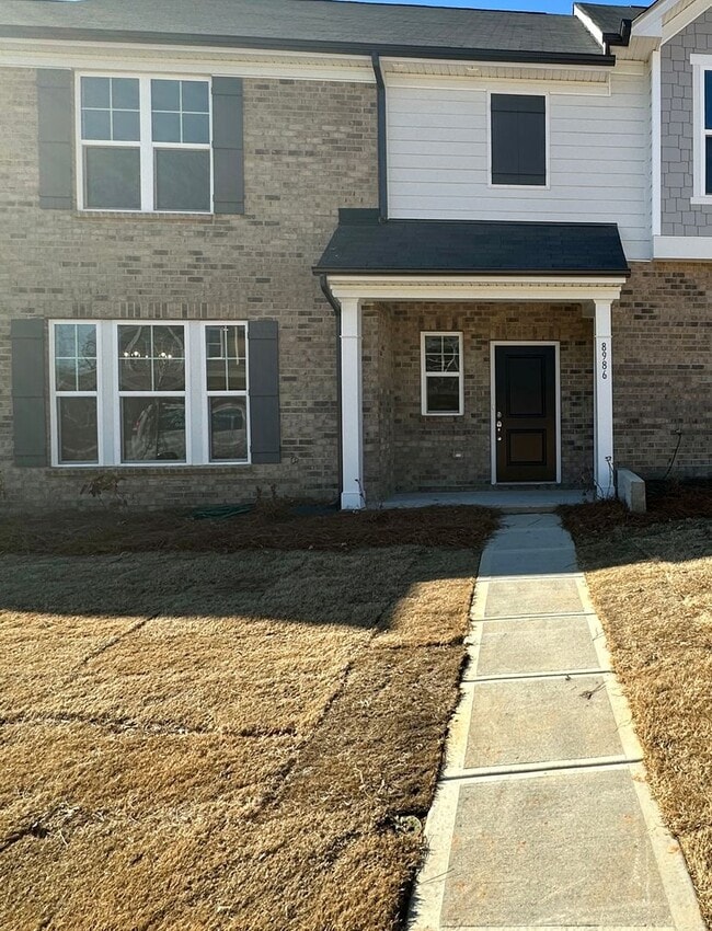 Building Photo - Beautiful 3BR/2.5BA Townhouse in Odell Corners