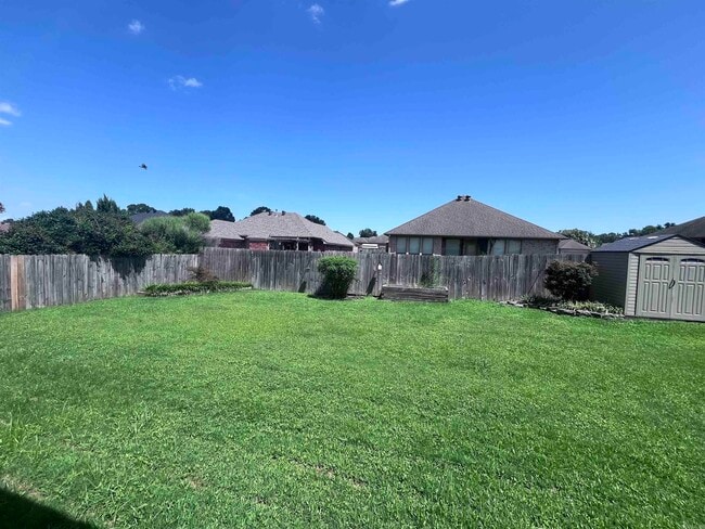 Building Photo - 1808 Airborn Dr