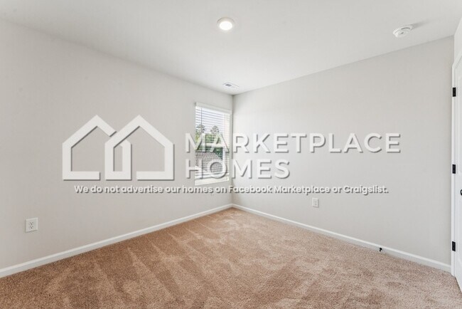 Building Photo - 3402 Saddlebred Dr