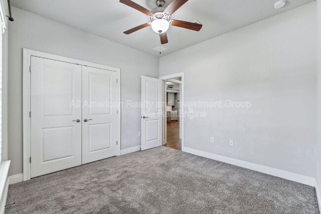 Building Photo - 2381 Belmont Dr