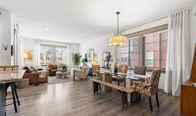 Building Photo - 1000 Equinox Dr