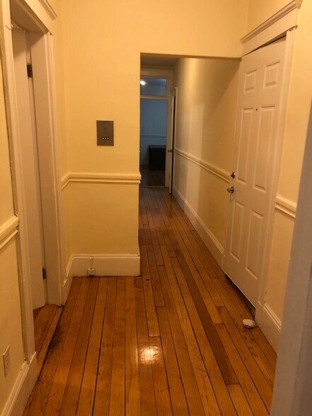 Building Photo - 277 Harvard St