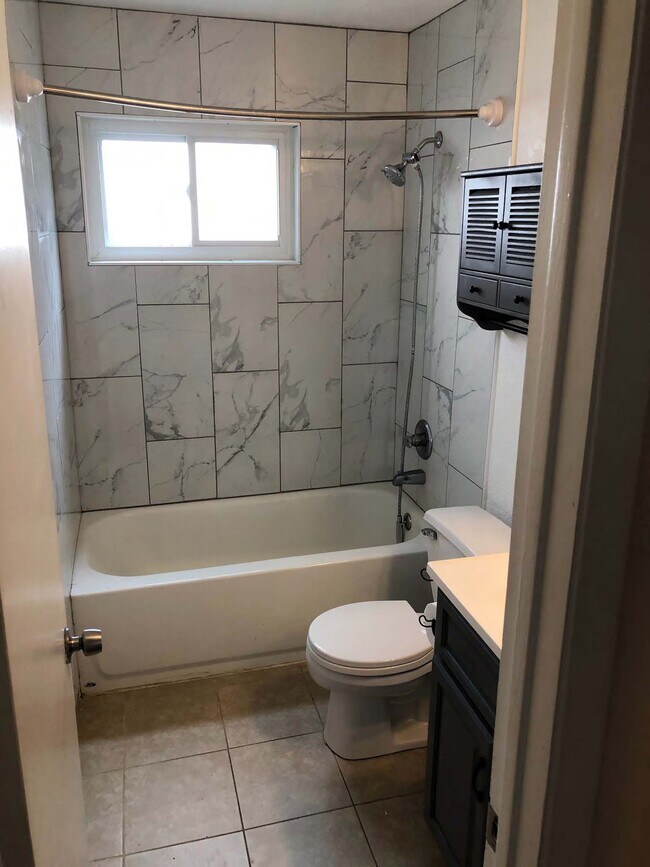 Bathroom - 3530 Parkmoor Village Dr