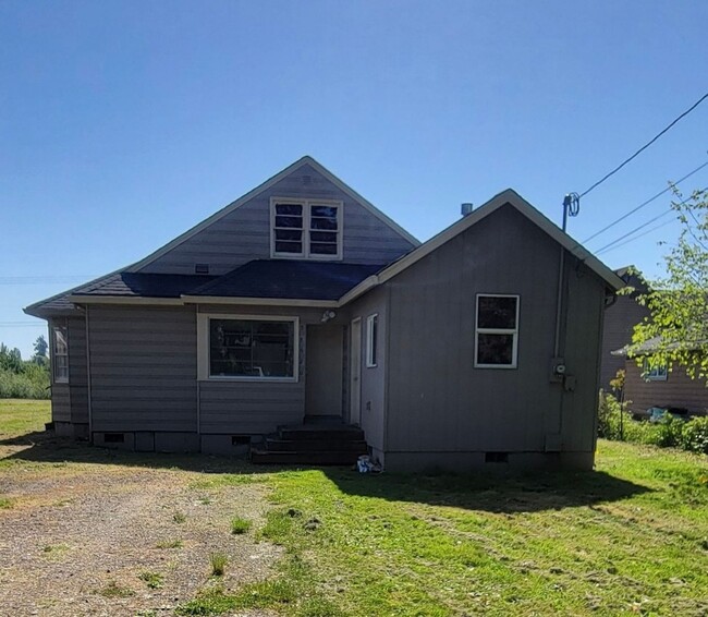 Primary Photo - Great House