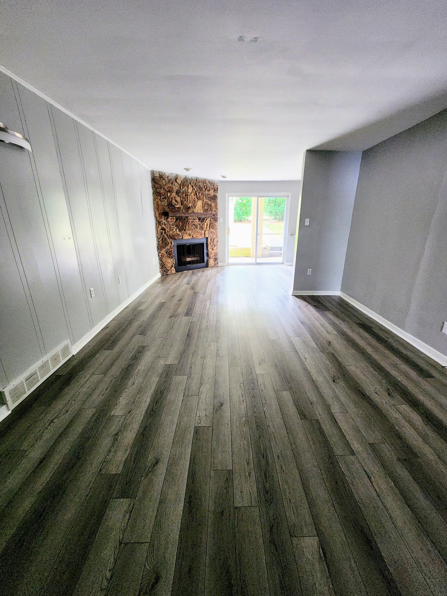 Building Photo - 505 Transverse Ave