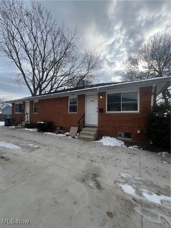 Building Photo - 2559 Edwin Ave