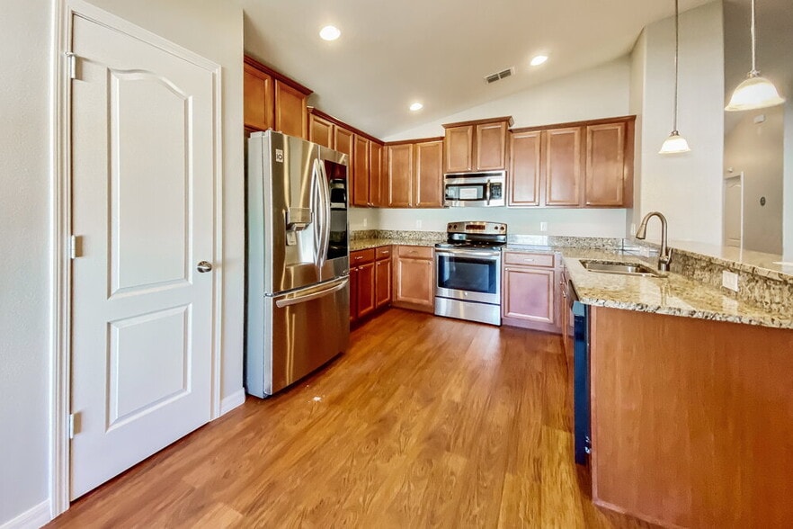 Building Photo - 18408 Waydale Loop