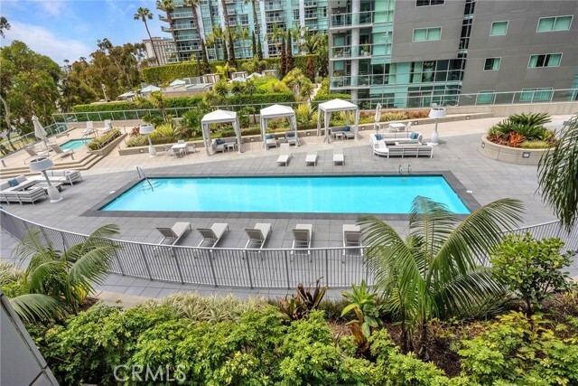 Building Photo - 13600 Marina Pointe Dr
