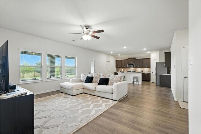 Building Photo - 135 Exploration Wy