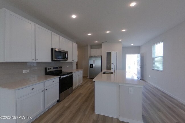 Building Photo - 64 Brazil Nut Cir